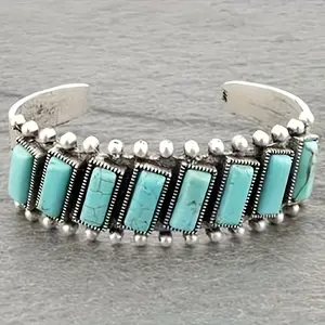 Timeless Retro Western Cuff Bracelet Set - Bold & Eye-Catching Boho Design with Genuine Turquoise Stones - Unique 8-Piece Collection for Unforgettable Style