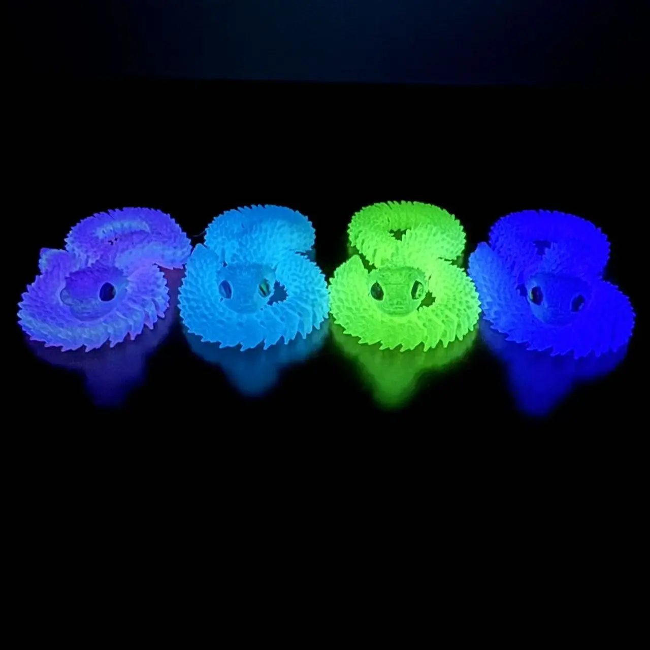 15-Piece Plastic 3D Printed Glow-in-the-Dark Articulated Snake Statue Set, Random Colors, Decorative Spooky Pocket Surprise Gift, Collectible for Room/Car Decor, Halloween Ideas Holiday Present