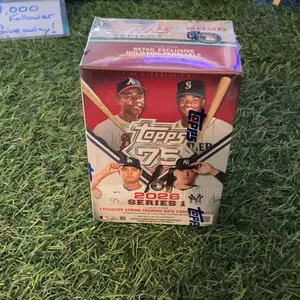 2026 Topps Series 1 Baseball Blaster