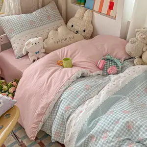 4PC Blue and White Bow Print Soft Bedding Set (1*Duvet Cover + 1*Bed Sheet + 2*Pillowcases), Featuring romantic floral patterns, Made of 100% polyester fabric with a comfortable and skin-friendly touch，Four seasons