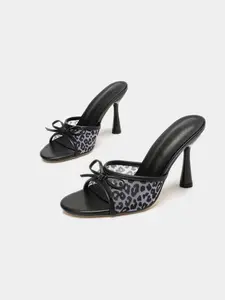 Elegant women's leopard print mesh high heel sandals, open toe bow slide design, simple and fashionable dress sandals, lightweight and breathable, summer versatile style, suitable for parties, nightclub dancing and various fashion occasions.