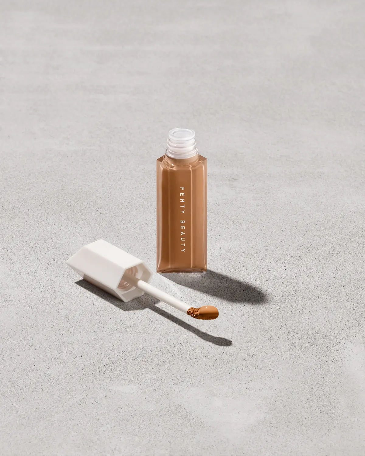 We're Even Hydrating Longwear Concealer — 335W We're Even Hydrating Longwear Concealer — 335W