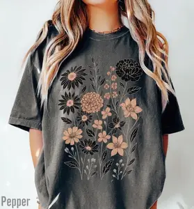 Women's Ribbed Round Neck Short-Sleeve Casual Vintage Pressed Flowers Lightweight Tee, Boho Cottagecore Botanical Wildflowers Graphic Top, Unisex Golf-Inspired Gift for Gardeners 7H9