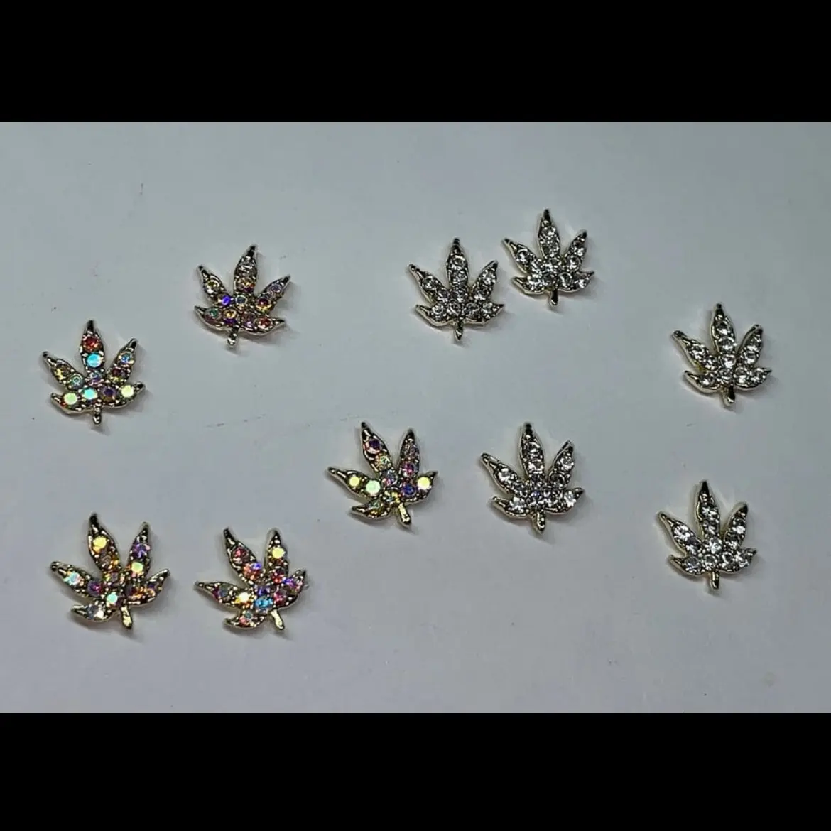 420 leaf charm