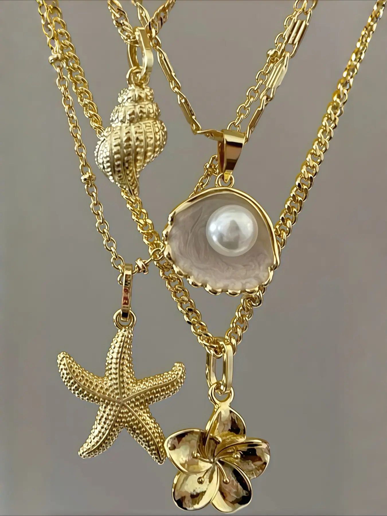 4-piece Bohemian starfish imitation shell and imitation pearl multi-layer pendant necklace set, Jewel necklace, Boho Necklace, Boho style necklace, Layered Necklaces, a gift for summer beach vacations, dates, suitable for women, daily casual or party wear