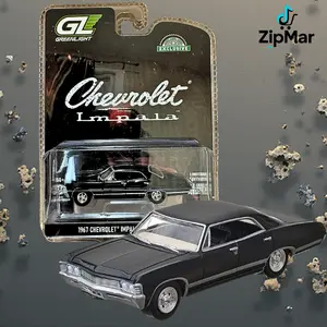 GreenLight 1:64 Scale 1967 Chevrolet Impala Sport Sedan Diecast Model Tuxedo Black 30333 Classic American Car Collectible Detailed Mini Car for Collectors Display Gift