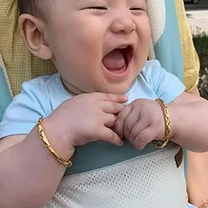 Ethlyn 2pcs/lot  Kids Jewelry Golden Bangles &bracelets Birthday Christmas Gifts for baby boys and girls