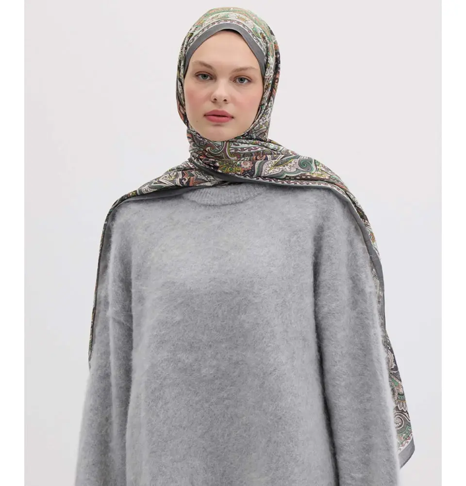Modal Silk Blend Bohemian Breeze Etnic Floral Shawl Hijab - Violet