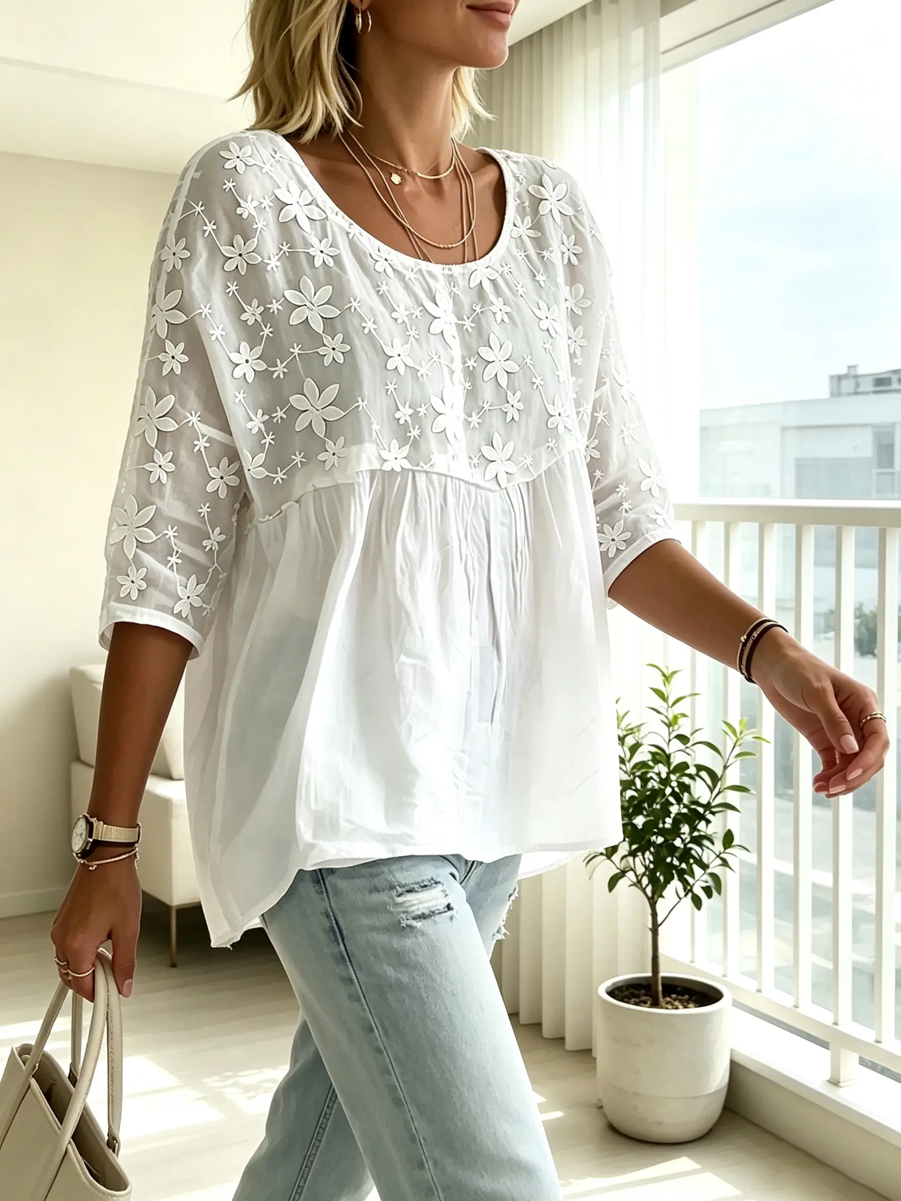 Plus Size Women's Round Neck Jacquard Patchwork Casual Base Shirt Women's White Shirt New Fashion Embroidered Fabric Mid-Sleeve Women's Blouse Top