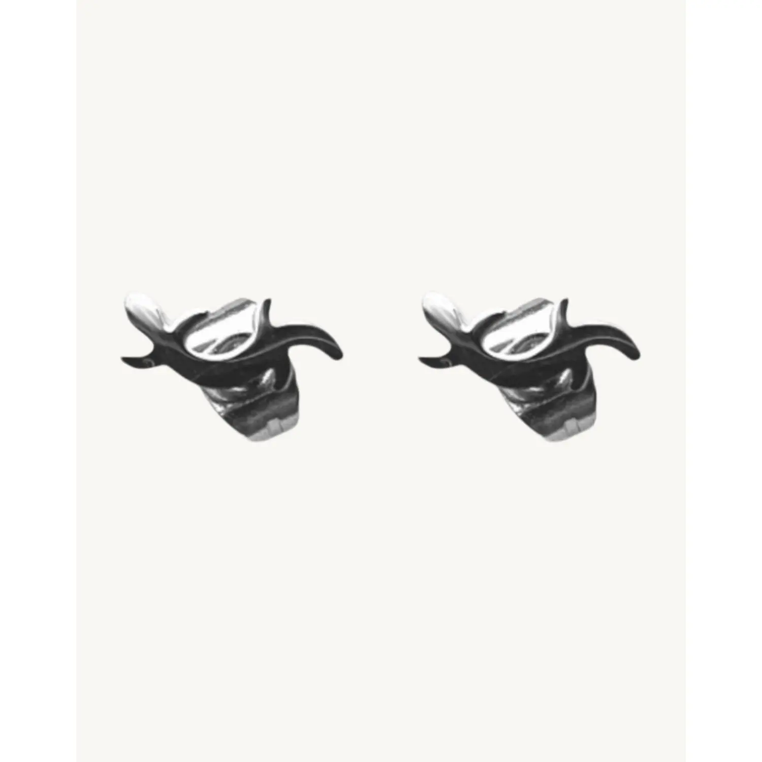 AVELI Tiny Stainless Steel Lizard / Gecko Stud Earrings