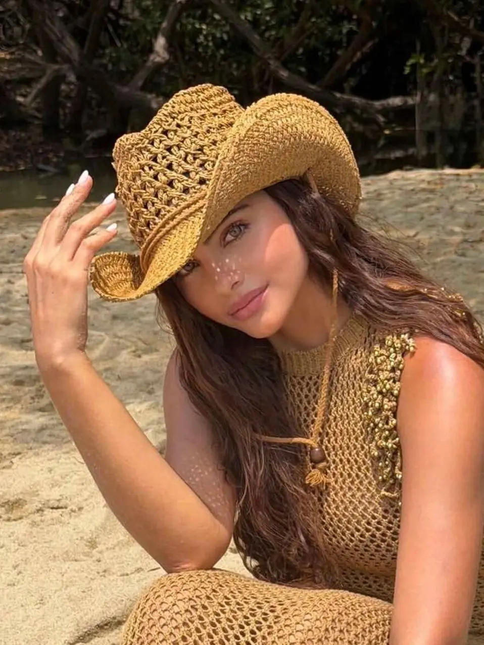 1pc Women's Beige Hollow Woven Straw Hat, Western Cowgirl Style, Breathable Sun Protection, Self-Tie Wind Rope, Suitable For Beach Vacation, Daily Outing, Fashion Handmade Panama Cowgirl Large Straw Hat, Bohemian Style Beach Straw Hat, Vacationcore