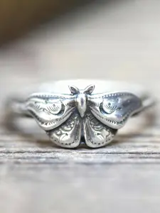 Gothic Dark Punk Moth Ring, Vintage Women's Party Creative Design Ring, Unique Personality Jewelry, Retro Style Accessory, Dark Aesthetic Rings, Statement Rings, Metal Rings