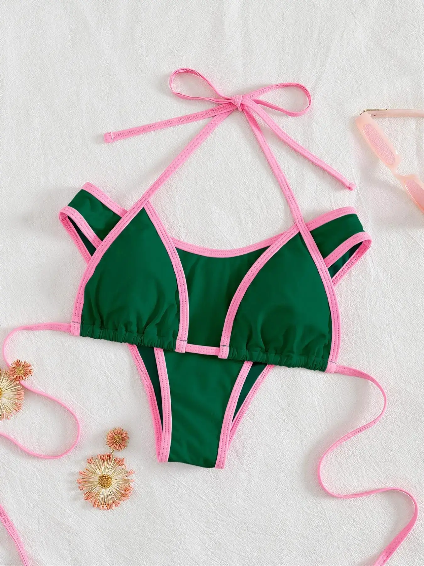 Two-Piece Set Women's Contrast Binding Bikini Set, Casual Halter Neck Triangle Bikini Swim Top & Swim Panty, Ladies Summer Swimsuit Beachwear for Beach Holiday Vacation, Bikini Outfits, Fitted Triangle Swimwear, Bathing Suits Set