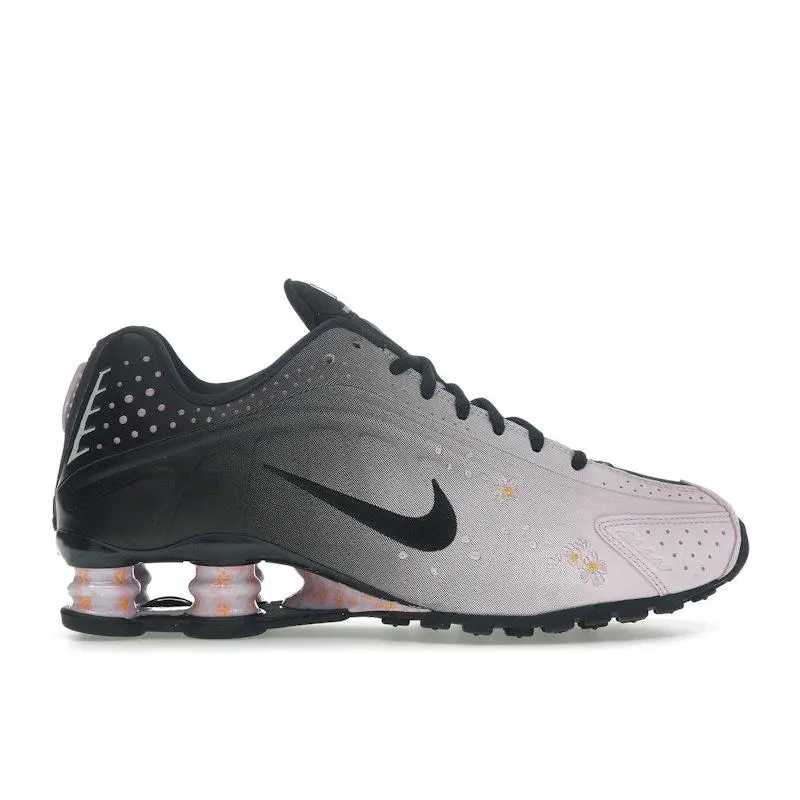 Nike Women's Shox R4 Sakura, from StockX
