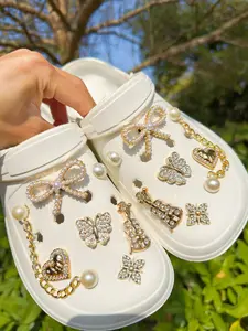 14 Piece Shoe Decorations Set, Pearl Bow, Rhinestone Butterfly, Guitar Heart Chain, DIY Accessories for Garden Shoes, Shoe Charm Set, Footwear