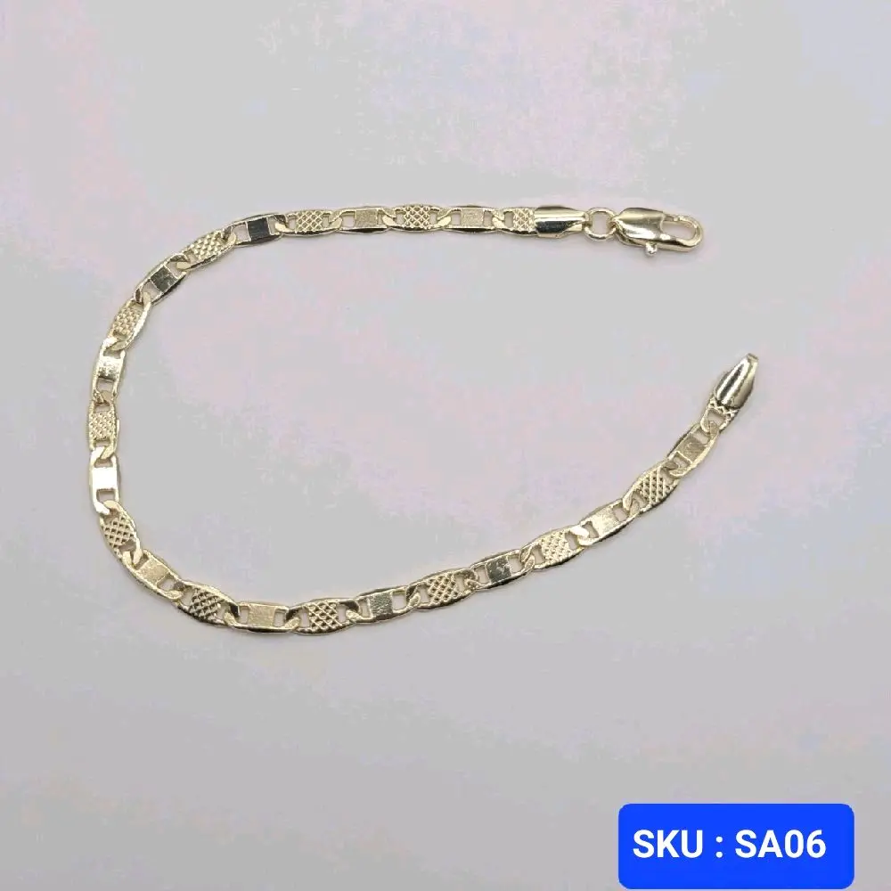Bracelet Unisex Fashion Laminated-Gold Small Adult size 7.5 inches Jewerly Accessory. SKU : SA06 Trendy Bangles Trendy Jewelry