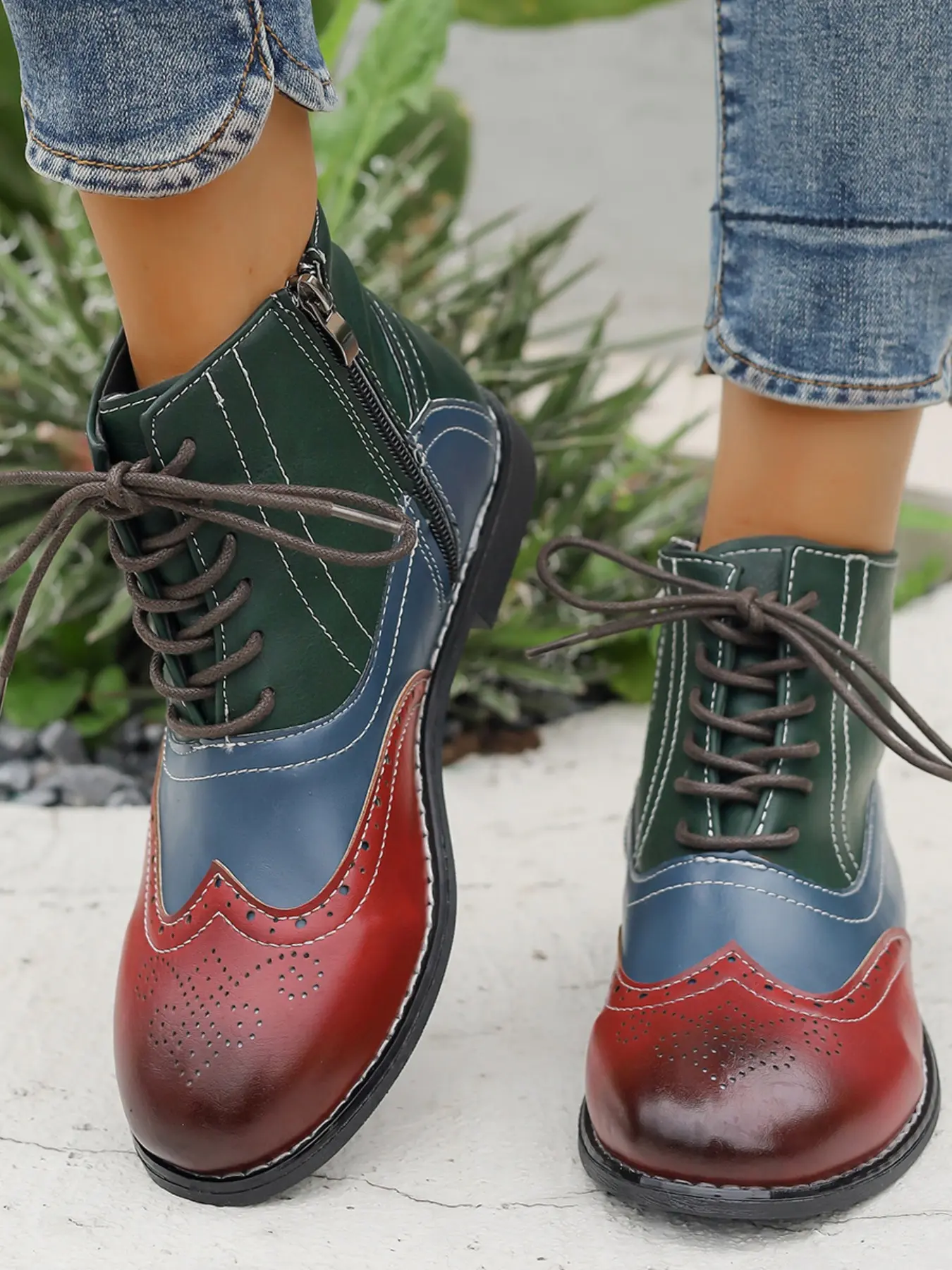 Women's Punk Style Combat Boots with Buckles and Side Zipper, Fashionable Trendy Design for Stylish PU Leather Casual Boots, Combat Bootie