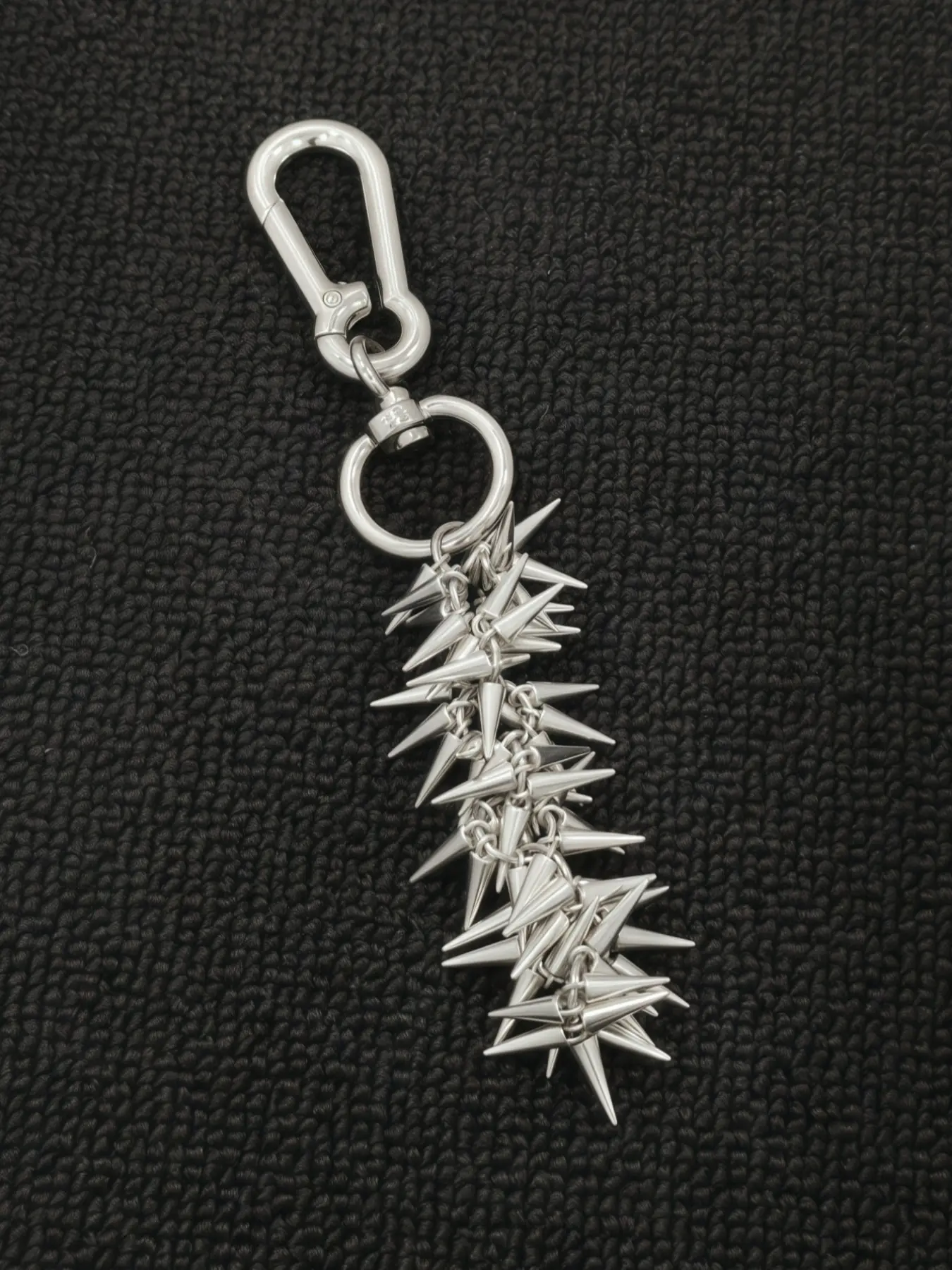 Punk Rivet Keychain Pendant, Dark Style Fashion Hip Hop Silver Color Alloy Bag Charm, Unique Design Birthday Gift, Stylish Keychain, Fashionable Alloy Keychain