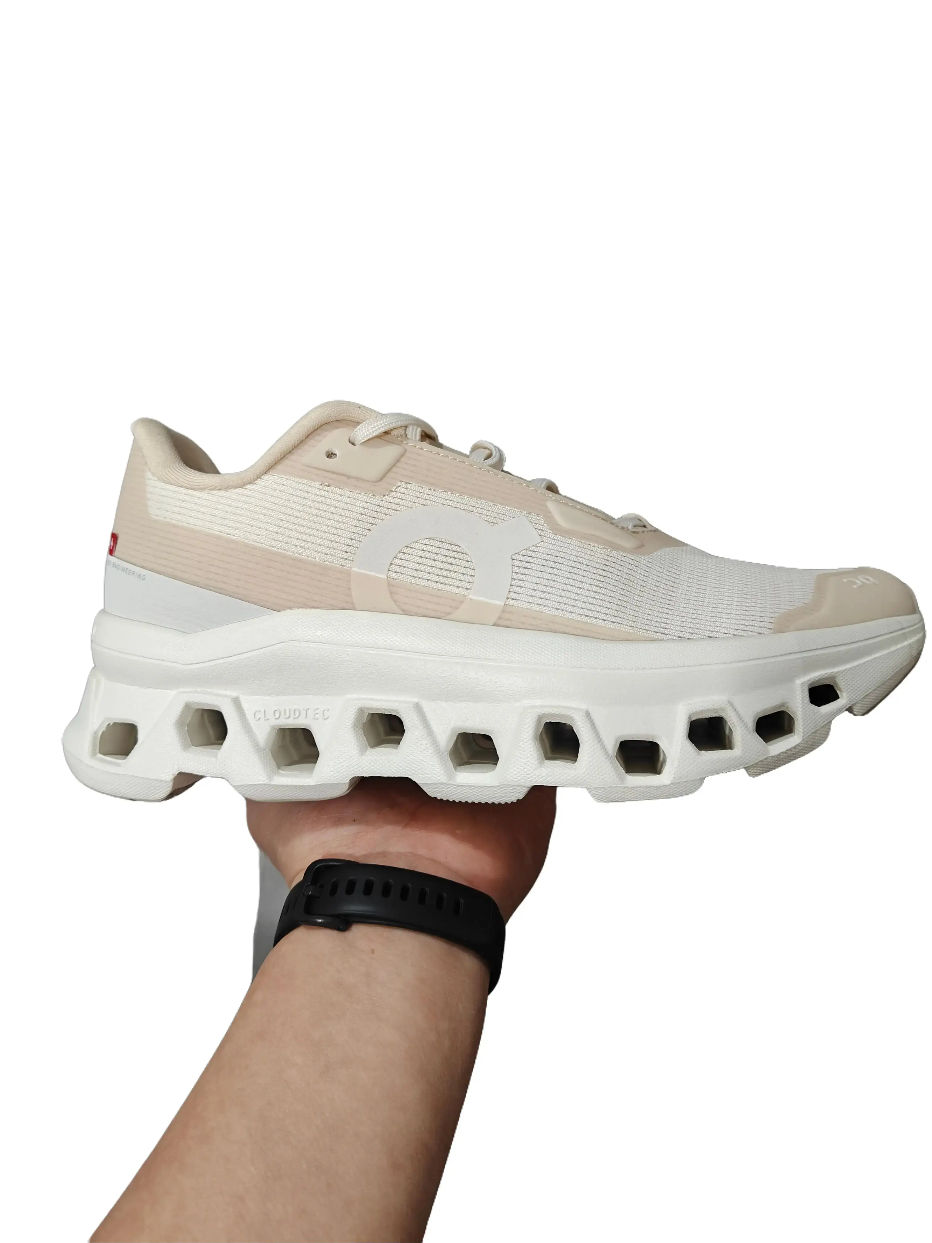 Summer Seaside Relax Hollow Travel Sneakers Cream Apricot Quick Dry Mesh Anti Wear Packable Beach Vacation Footwear
