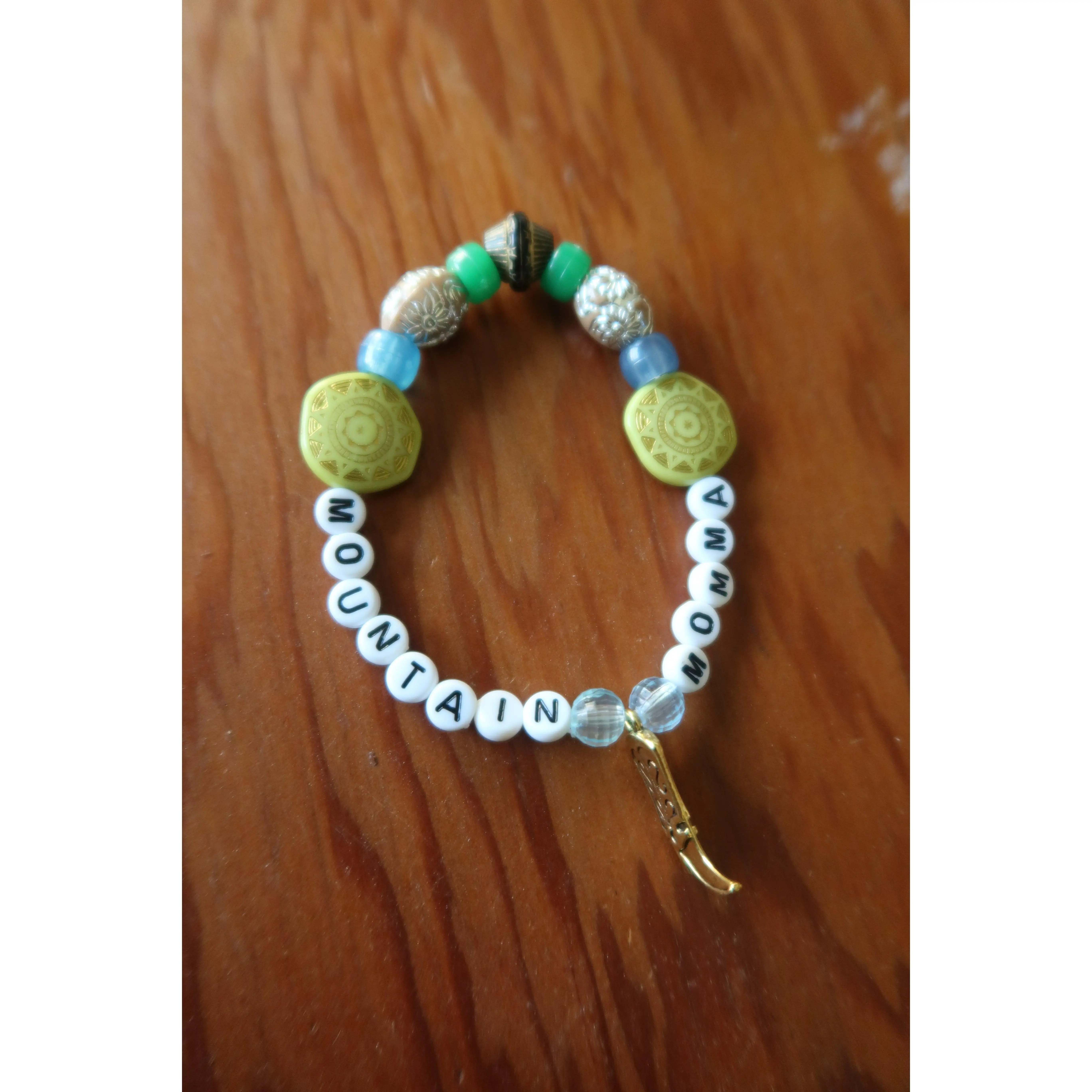 Mountain Momma Bracelet - Fanci Kandi