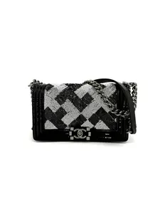 Pre-owned CHANEL Leather Crossbody Bags Sequin Medium Boy Crossbody Bag