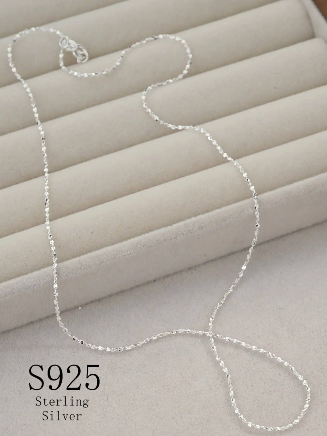 Elegant S925 Silver Necklace, Minimalist Chain Necklace, Dainty Necklace, Fashionable Simple French Starry Sky Pendant, Lightweight for Daily Wear, Minimalist Necklaces, Perfect Gift