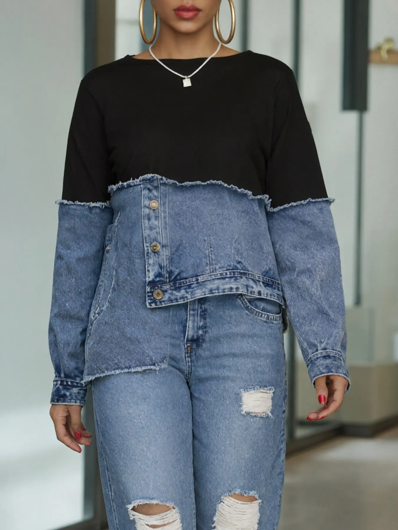 Women's Black Denim Patchwork Sweatshirt - Long Sleeve Crewneck With Raw Edge …Hem & Side Slits | Loose Fit Casual Top For Streetwear And Daily Outfit