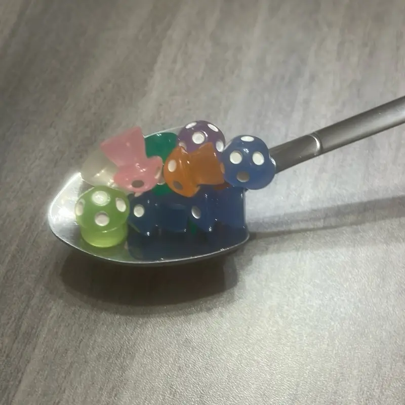 Glow mini mushrooms