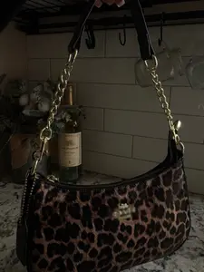 Cheetah shoulder bag