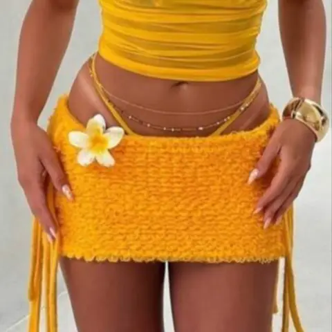 Sexy Minimalist Knit Mini Skirt, Belted Detail Design, Pure Color Beach Vacation, Summer Y2K Casual Style, Aesthetic Fashionable Skirt