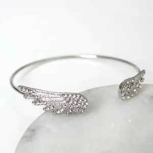 Women's Adjustable Angel Wings Open Cuff Bracelet, Dainty Silver Crystal Feather Whimsical Jewelry Bracelet, 2026 Trendy Sports Wristband, Bulk Wholesale Gift for Her, Whimsical Jewelry Bracelets