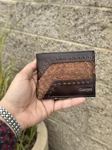 CUADRA CARTERA PIEL DE Pirarrucu - Miel