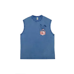 Retro washed pure cotton vest, featuring a universalprinted design suitable for both men and women, and canbe worn all year round.