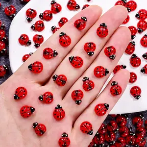 50 Mini Glow-In-The-Dark Ladybugs, Resin Ladybug DIY Decor Accessories, Jewelry Making Materials, Nail Art Decoration, Craft Versatility, Diy Projects, Sunlight Required