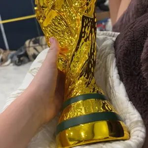 Vintage Sports Trophy Statue, 1 Count Decorative Trophy Ornament for Sports-Themed Rooms, Ideal Gift for Holiday & Party