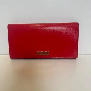 Pre-owned FENDI Leather Mini Bags red patent flap continental wallet W5JX