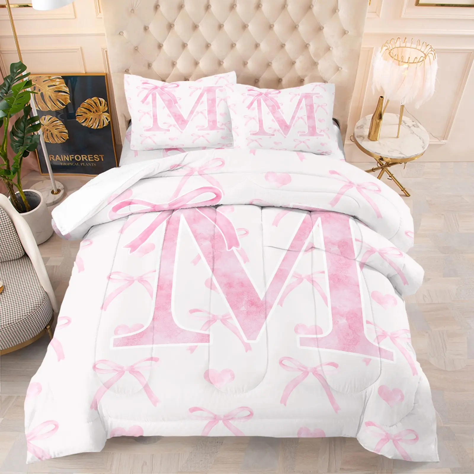 Personalized Initial Letter M Quilt Set, Soft & Breathable Pink Bow & Heart Coquette Bedding, Comfy Bedding Set, All-Season Quilt for Bedroom & Dorm, 1 Quilt + 1/2 Pillowcases, Twin/Full/Queen Size