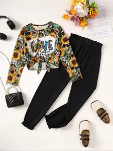 Toddler Girl's Floral & Letter Print Sweatshirt & Sweatpants Two-Piece Set, Casual Round Neck Long Sleeve Pullover & Elastic Waist Trousers Fashion Style Sets for Spring & Fall, Kids Clothes for Daily Wear