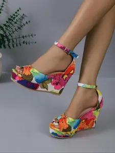 Women's Floral Print Buckle Decorated Wedge Sandals, Platform Heels, Peep Toe High Heel Sandals for Beach Vacation, Fashionable Stylish Shoes for Summer