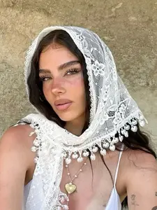 Elegant Geometric Floral Lace Headscarf, Hollow Embroidered Hairband, Stylish Accessory for Daily Wear Outdoor Beach Parties, Vintage