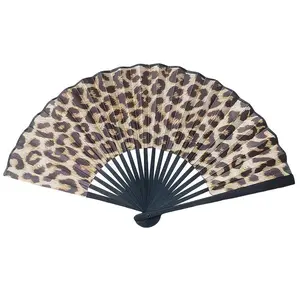 Classic Fashion Leopard Print Folding Fan – Wild Pattern Hand Fan, Vintage Chic Design, Lightweight Portable, Perfect for Party, Wedding, Dance, Daily Use & Gift for Women Girls