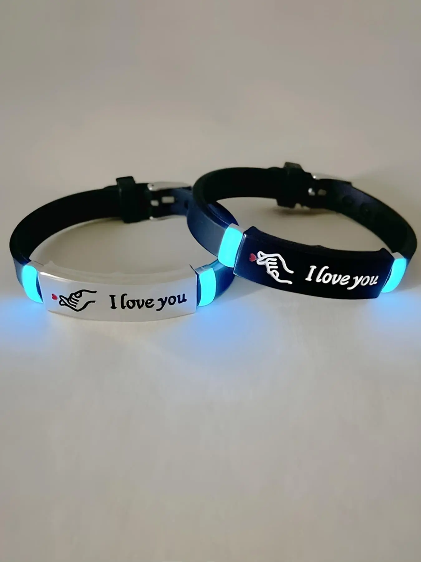 Couple Luminous Silicone Bracelet, Couples Bracelets, Couple Bracelet Set, Matching Heart Bracelet, Cute Heart & Letters Pattern Bracelet for Women & Men, Accessories for Party, Daily Clothing Decor, Couples Gifts
