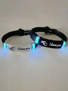 Couple Luminous Silicone Bracelet, Couple Bracelets, Heart Design Bracelet, Heart Shaped Bracelet, Cute Heart & Letters Pattern Bracelet for Women & Men, Fashionable, Trendy Fashionable Accessories for Party, Daily Clothing Decor, Couples Gifts