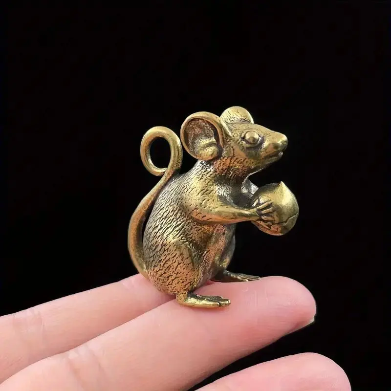 Bronze Mouse Holding Peach Design Ornament, Mouse Figurine, Decorative Figurines, Desktop Decoration for Home Office, Home Decor, Collectible Figurines, Decoration Figure
