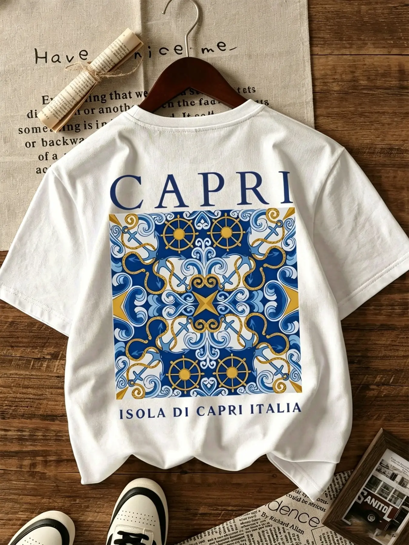 Vintage Mediterranean Italian Style Casual T-Shirt, Isola Di Capri Italia Geometric Graphic Tee, Comfortable Short Sleeve Shirt For Unisex Travel Holiday Outdoor