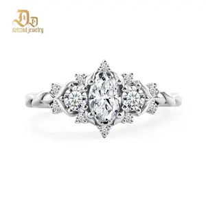 Delzzad 14K Gold-Plated 0.7ct Vintage Cluster Oval Cut Engagement Ring Band VVS Synthetic Moissanite Ring Jewelry S925/Copper Band Perfect Birthday Engagement Wedding Anniversary Christmas Gift