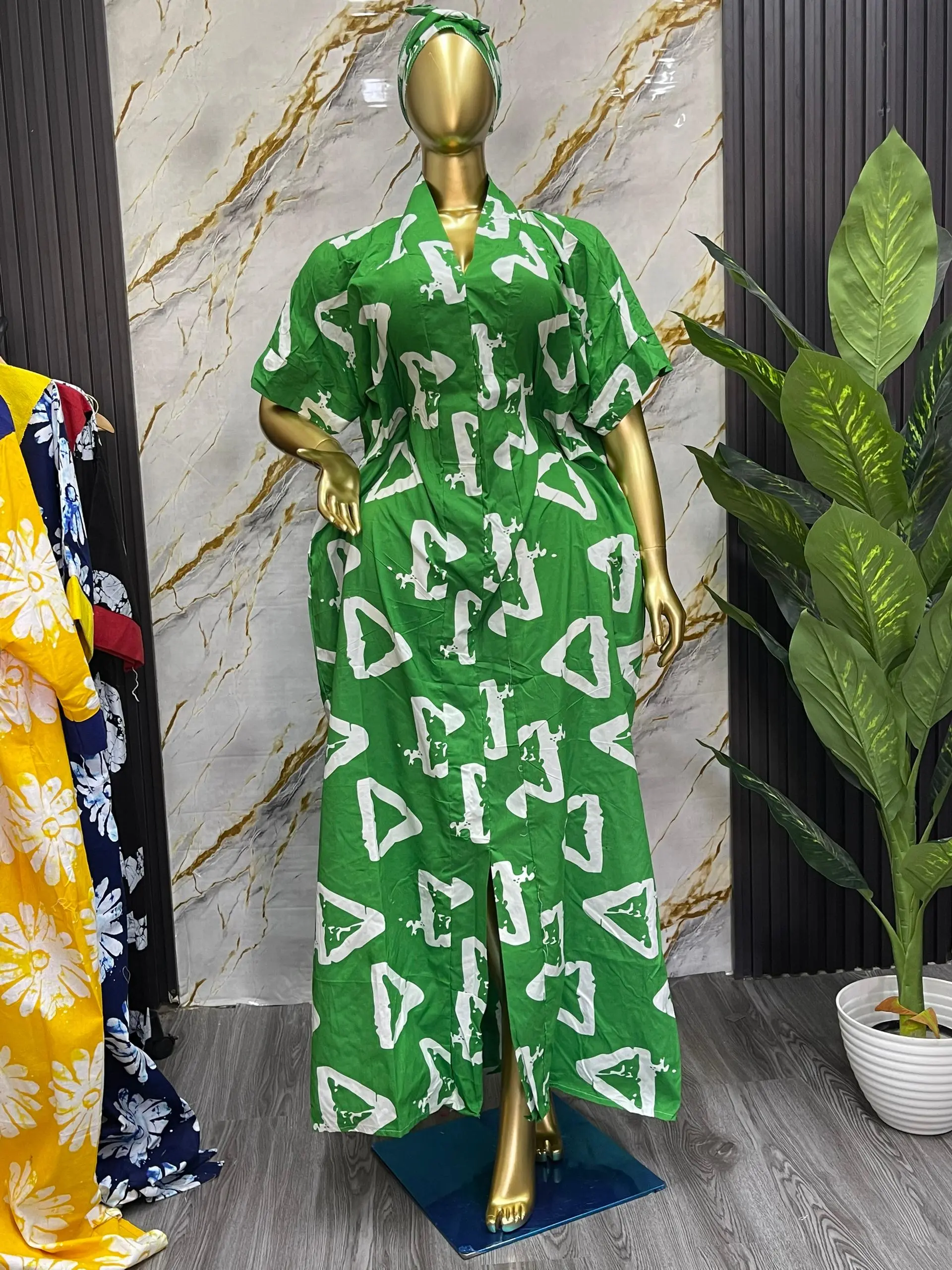 Women's Elegant Ankara Boubou Kaftan Set - Comfortable Casual Wear, Collared Short-Sleeve Modest Dress, Adjustable Inner Tie, 1 Size Lady's Fabric Outfit, Classy