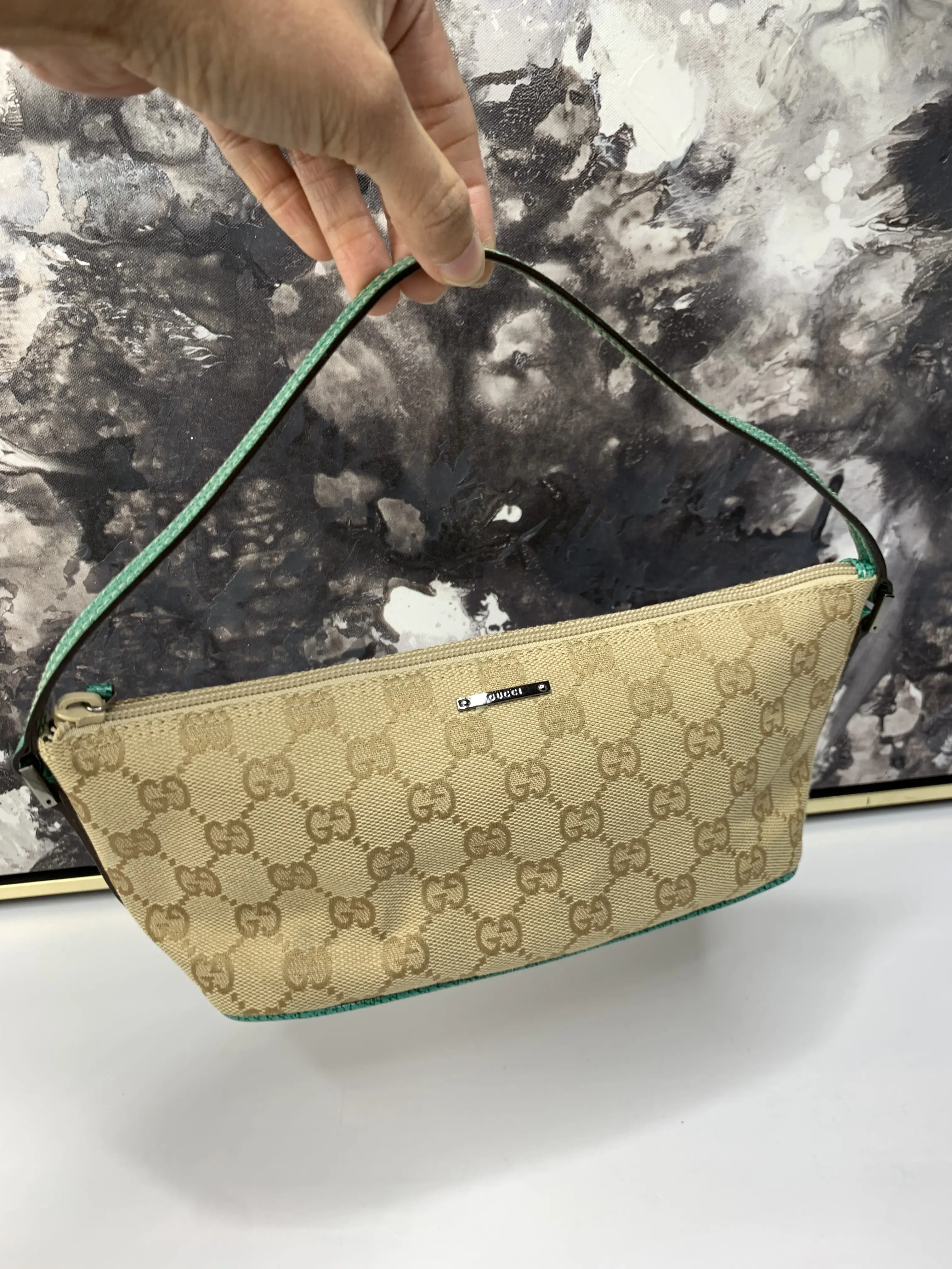 Pre-owned GUCCI fabric canvas Small Leather Goods Boat Pochette