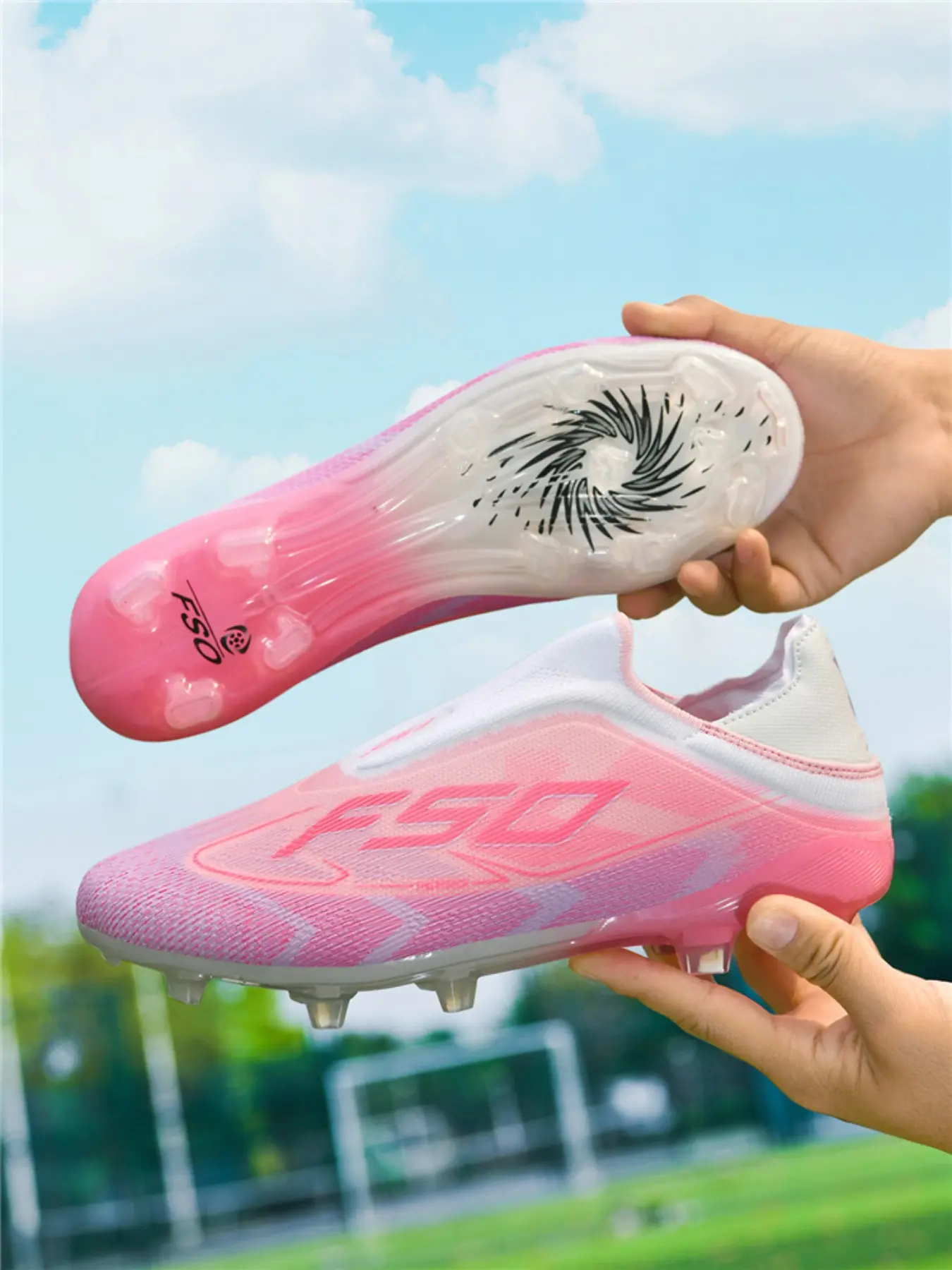 Unisex Youth Soccer Cleats, Soccer Shoes, Football Boots, Long Anti-Slip Studs, Lightweight Design, Comfortable and Durable, Ideal for Students and Campus Use