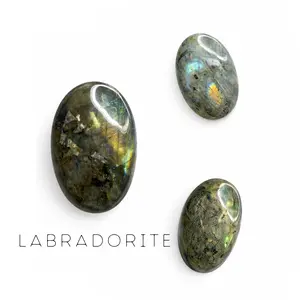 Labradorite Palm Stone - Natural Labradorite - Polished Labradorite Palm - Flashy Labradorite